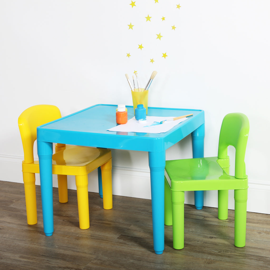 Elements Plastic Table & 2 Chairs